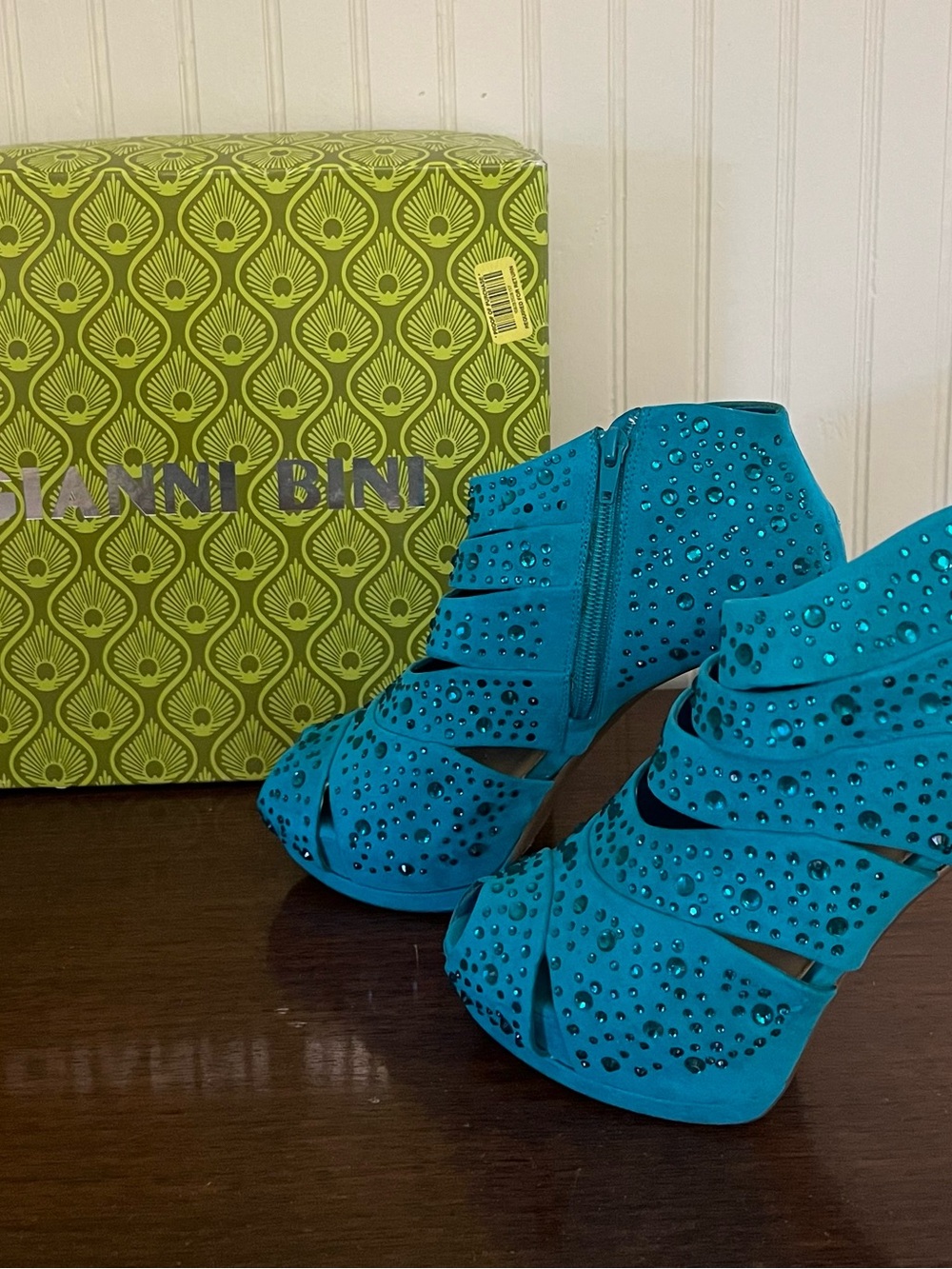 Gianni Bini Turquoise Crystal-Embellished Strappy High Heel Sandals with box - Picture 6 of 6